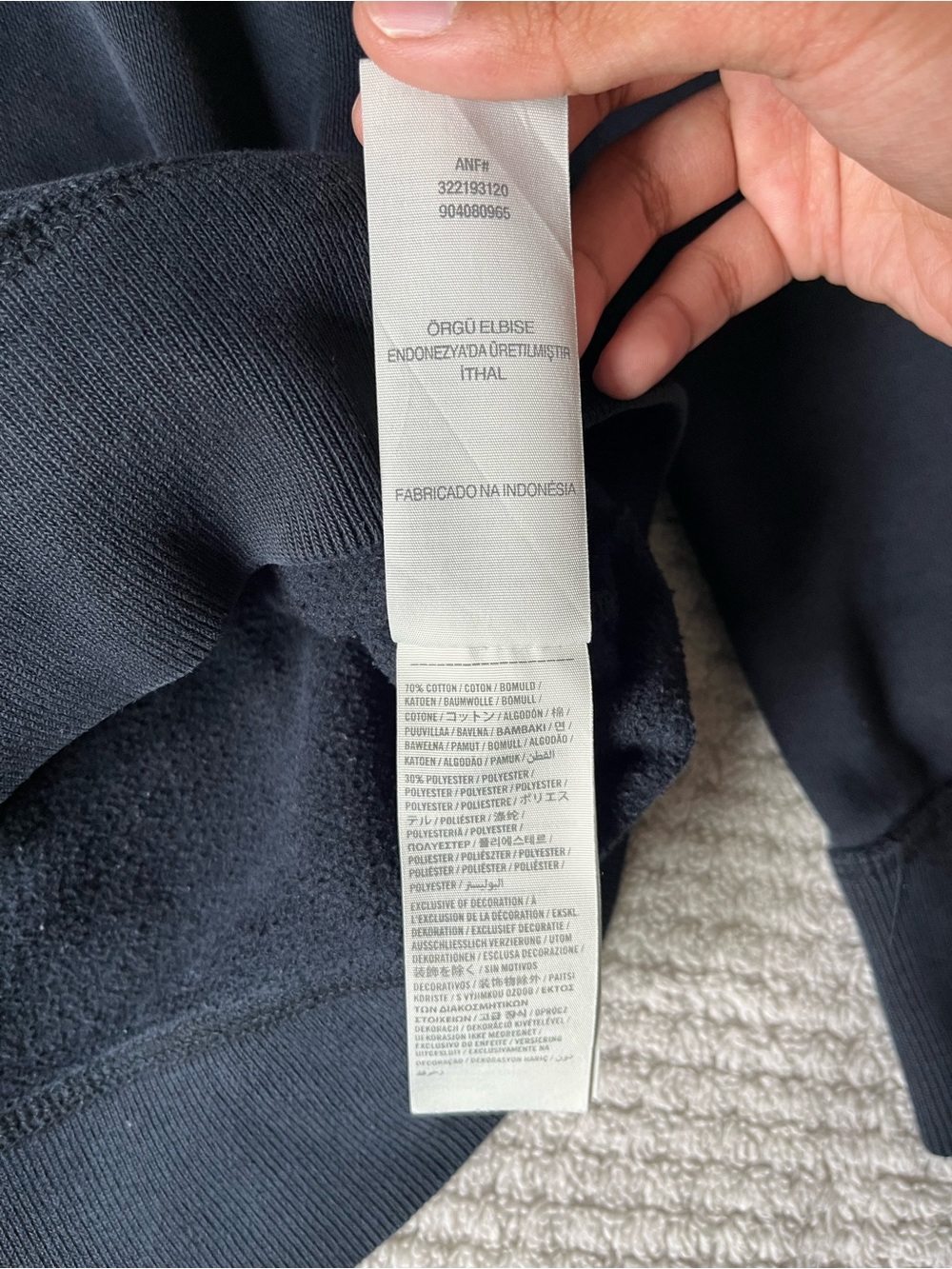 Hollister Navy Blue Hoodie with Yellow Logo - Picture 6 of 10